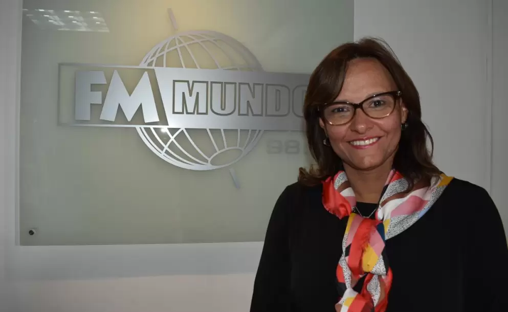 Elizabeth Cabezas: “Asambleístas que solicitaron pagos, deberían dar un paso al costado”