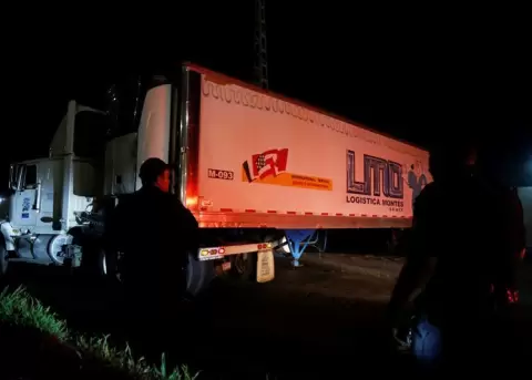 Triler del Gobierno con ms de 100 cadveres indigna a Mxico