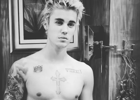 Justin Bieber se culpa por la crisis emocional de Selena Gomez