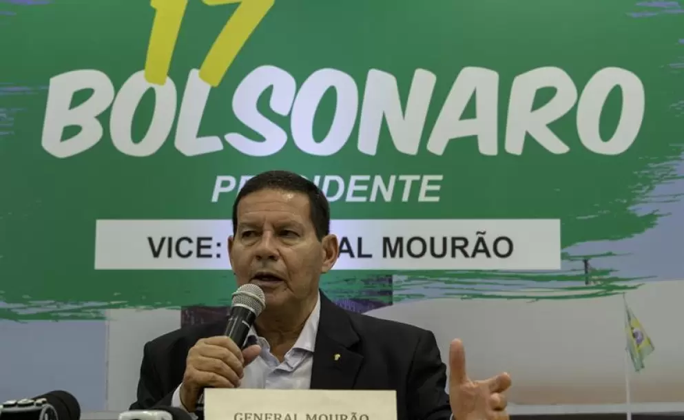 Jair Bolsonaro y Fernando Haddad agitan disputa por voto