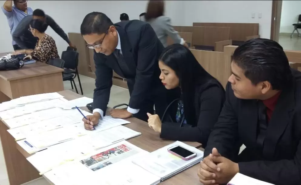 Dictan 29 años de prisión a 2 exprofesores por caso de violación en Guayaquil