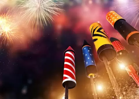 Polica ecuatoriana inicia campaa de prevencin de juegos pirotcnicos
