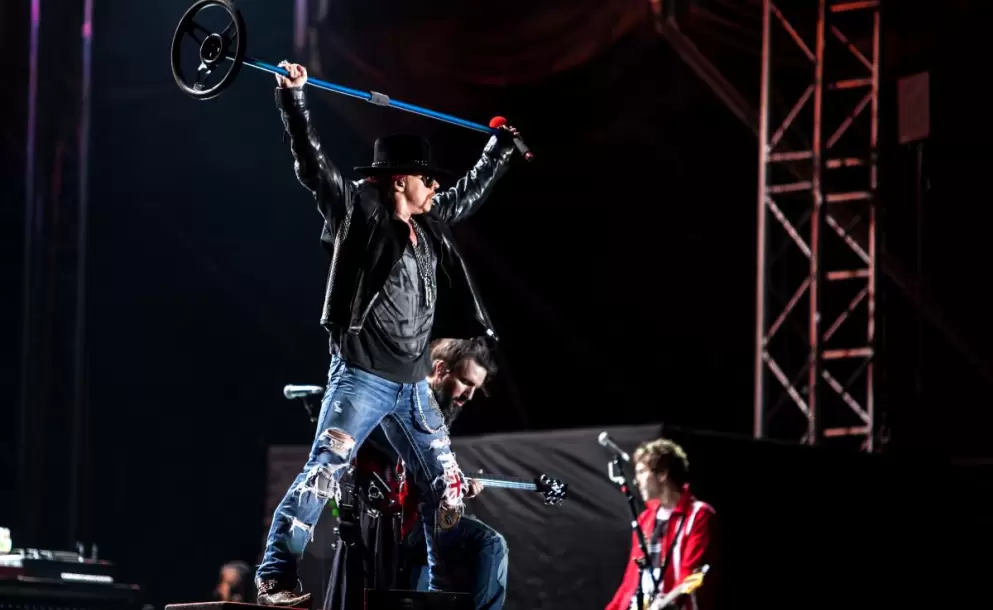 Guns N'Roses termina el show antes, por enfermedad de Axl Rose