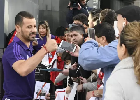 El River Plate parte rumbo a Dubi