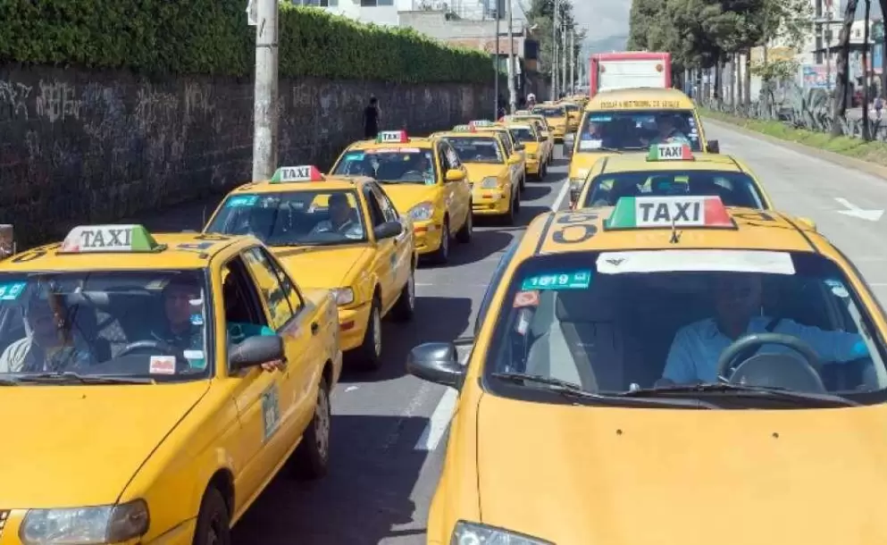 Gobierno de Ecuador ofrece compensacin de USD 50 a los taxis