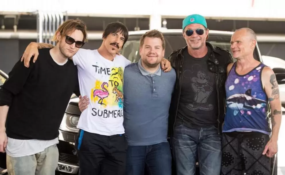 Red Hot Chili Peppers darn un gran concierto en las pirmides de Egipto
