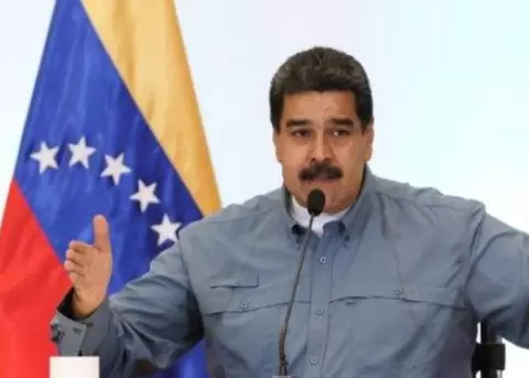 Maduro se desmay y qued atrapado en un tanque militar en Caracas
