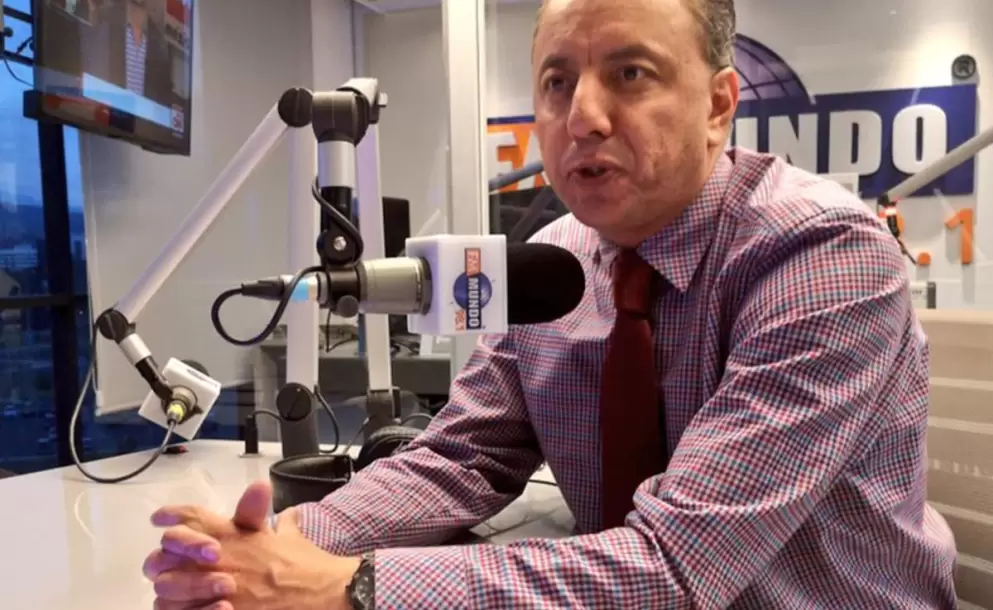 Un sistema integrado de movilidad solucionaría el tráfico en Quito, según Xavier Buendía