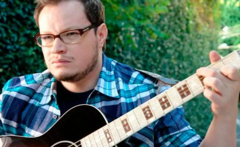 Leonel García estrena 'Puedo' de su disco 'Amor Presente'