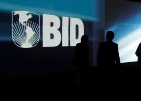 El BID aprueba desembolso de USD 500 millones para Ecuador