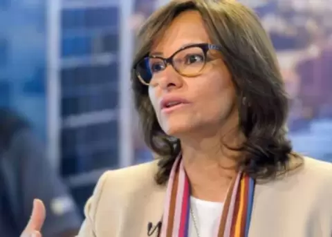 Asamblea analiza informes sobre situacin de su titular Elizabeth Cabezas