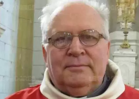 La Iglesia expulsa del estado clerical a cura franc�s imputado por abusos