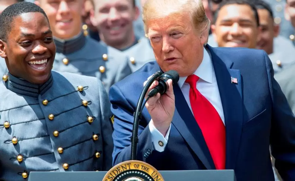 Trump desva los fondos para desastres a la ampliacin del muro