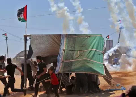 Un ciudadano palestino falleci y tres soldados israeles resultaron heridos por disparos en Gaza