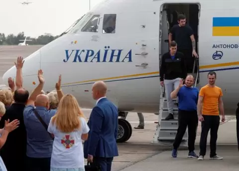 Rusia y Ucrania realizan un histrico intercambio de prisioneros