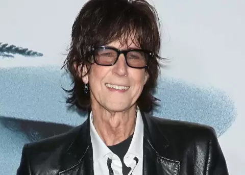 Encuentran sin vida al vocalista de The Cars