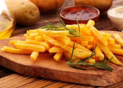 Un ni�o pierde su visi�n por comer �nicamente papas fritas