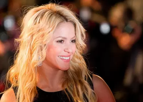 Shakira lanza un remix de 'Tutu' de Pedro Cap y Camilo