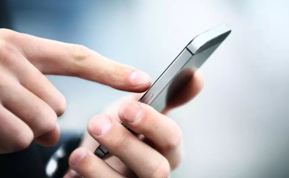 Gobierno pretende gravar planes de telefona mvil con el 10% del ICE