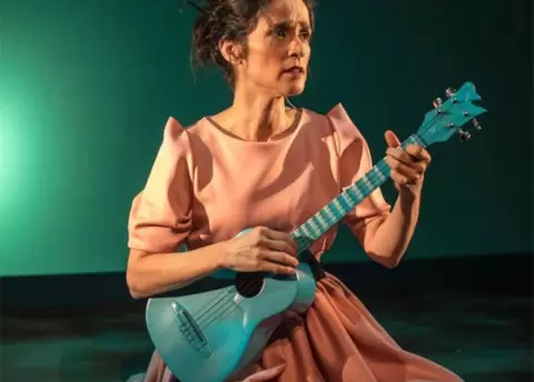 Julieta Venegas estrena disco despus de cuatro aos