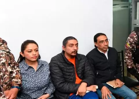 Prefecta Paola Pabn cambia de abogado en su proceso por rebelin