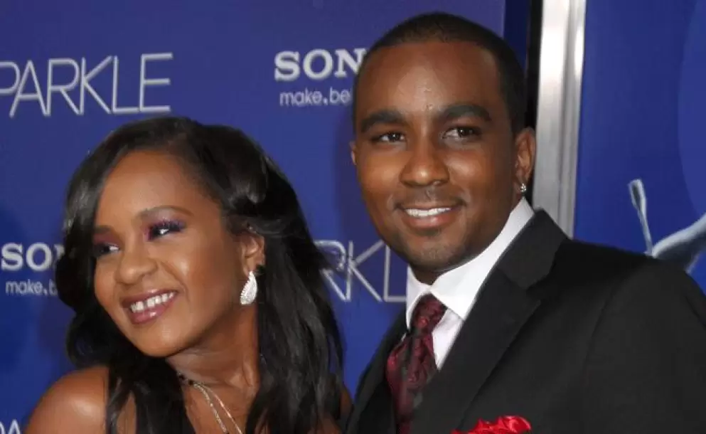 Fallece por sobredosis exnovio de la hija de Whitney Houston