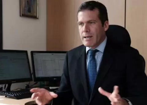 El pago de dividendos no se ajusta al ao fiscal, segn Alberto Acosta Burneo