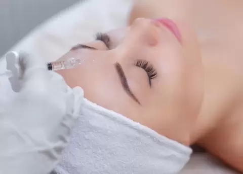 Qu es el sobrellenado facial?