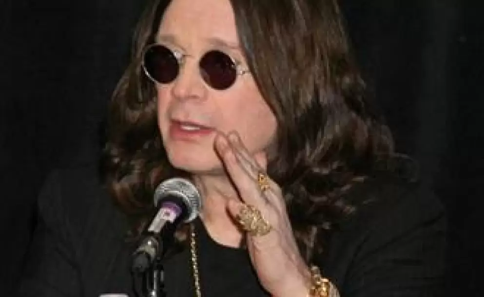 Kelly Osbourne desmiente mal estado de salud de su padre, Ozzy Osbourne