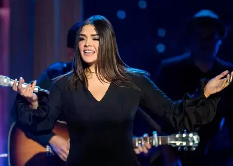 Yuridia reafirma que se retira un a�o de los escenarios