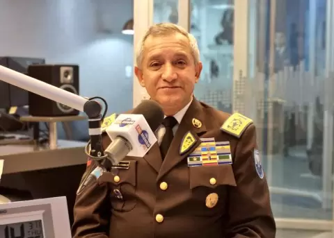 Polic�a Nacional traslada personal de criminal�stica para el control de cad�veres en la provincia de Guayas