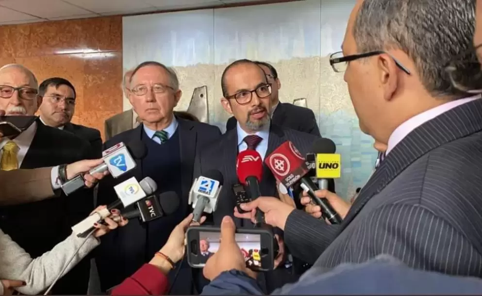 Comit super el mnimo de firmas para respaldar su iniciativa de eliminar al Consejo de Participacin Ciudadana