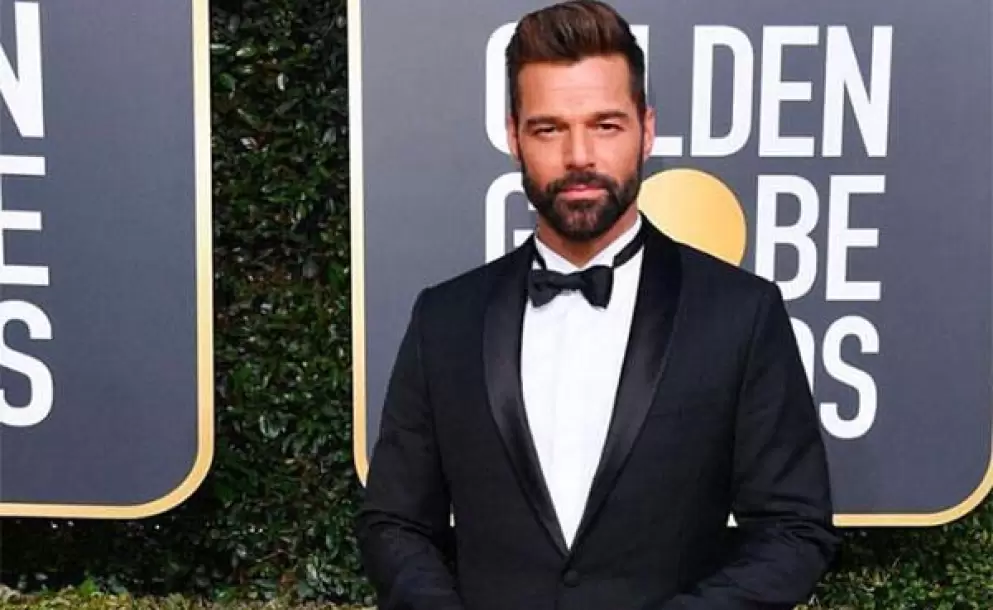 Salma Hayek, Mon Laferte y Ricky Martin hacen un llamado a sus seguidores
