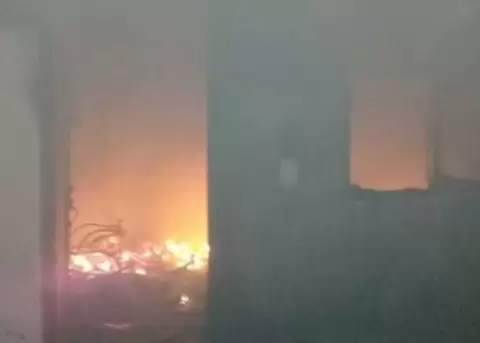 Incendio en campamento de la Refinera del Pacfico