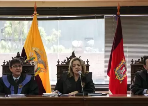 Juicio a exministro Walter S. se suspende por tercera vez