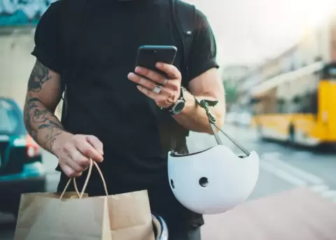 Servicios de entregas a domicilio a partir del toque de queda