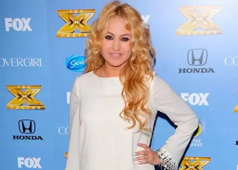 Paulina Rubio publicó un video en vivo en que le costó hablar y preocupa a seguidores