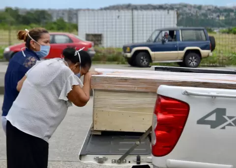 Gobierno tambin se encargar de los sepelios de personas que fallecieron en hospitales de Guayaquil