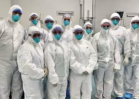 250 m�dicos se suman a emergencia sanitaria