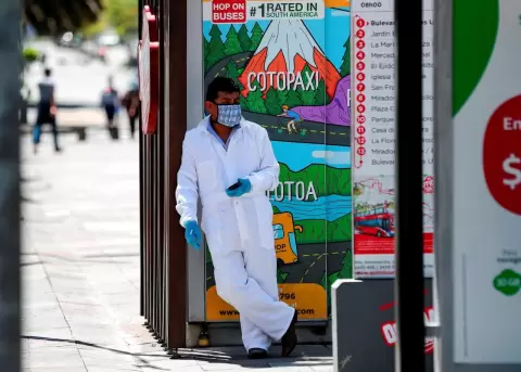 Muertes extrahospitalarias por presunto covid aumentan en Quito