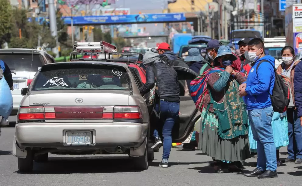 Ciudad boliviana realiza campaña para combatir coronavirus con antiparasitario