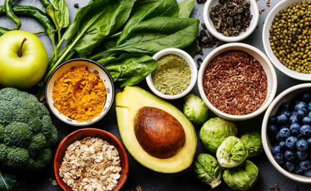 Abastecimiento adecuado de alimentos y bebidas en Ecuador