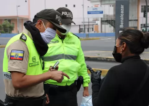 Concejo aprueba sanciones a quienes violen el aislamiento obligatorio por covid-19 en Quito e incumplan medidas de protecci�n en espacio p�blico