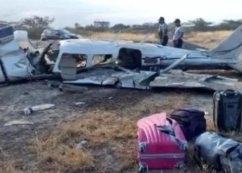 Avioneta ecuatoriana accidentada en Per; Romo dice que iban personas relacionadas con investigacin en hospitales