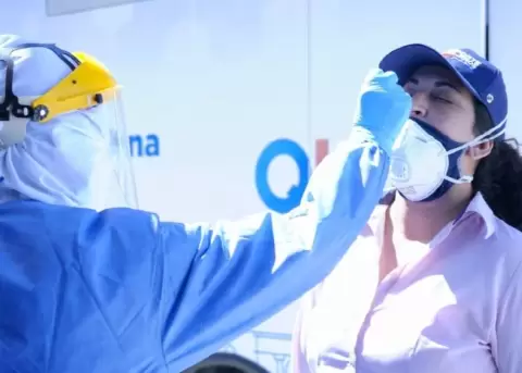 De las 100 000 pruebas PCR adquiridas por el Municipio de Quito solo se han realizado 4 223