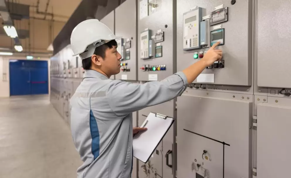 Los pagos en exceso por consumo de luz se devolvern en notas de crdito o transferencia bancaria