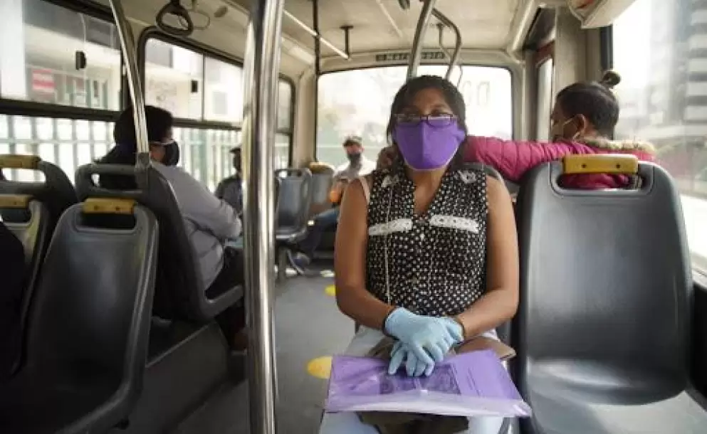 Quito: En el primer da reactivacin de transporte pblico no se registr aglomeraciones