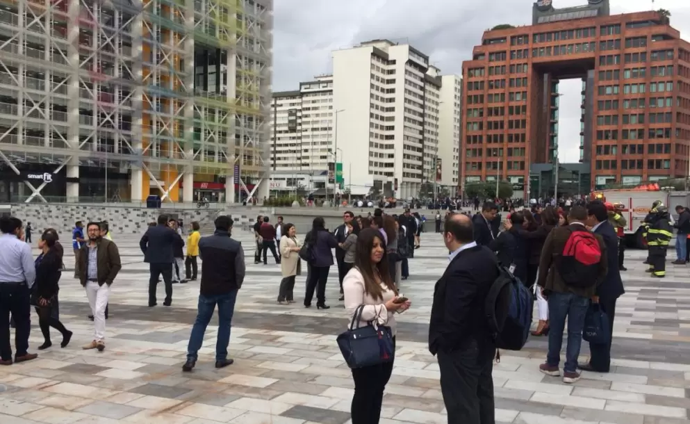 Entidades pblicas batallan contra el covid-19 en Quito con diferentes protocolos