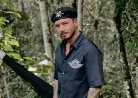 J Balvin revel que tiene Covid 19