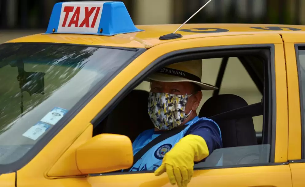 Taxistas protestarán contra aplicaciones Cabify y Uber en Quito